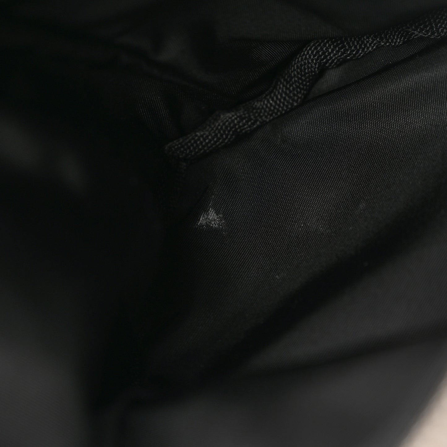 Re-Nylon Tessuto Zipped Triangle Crossbody Bag Black