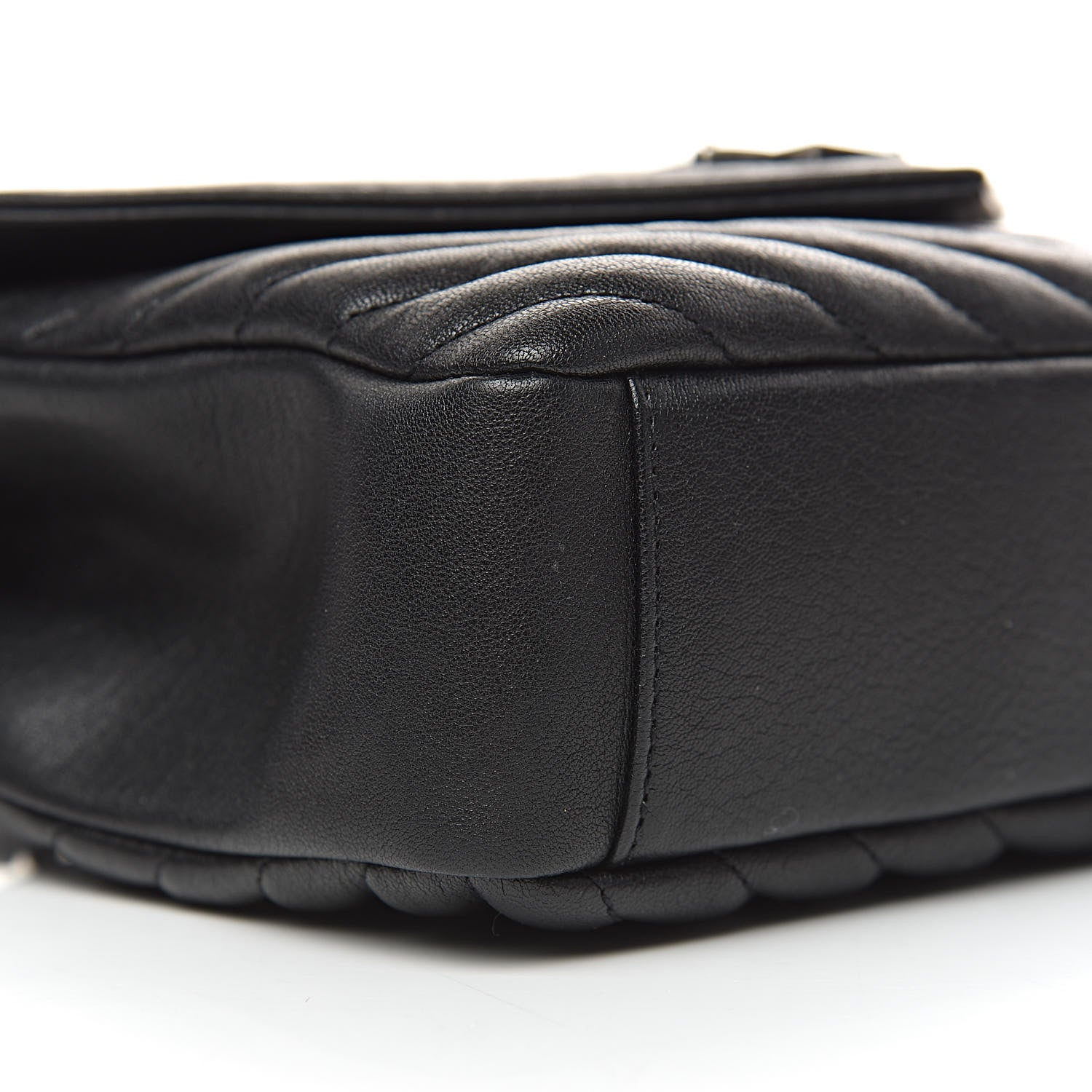 Saint Laurent Sheepskin Matelasse Chevron Monogram Medium College Bag Black 8 of 10