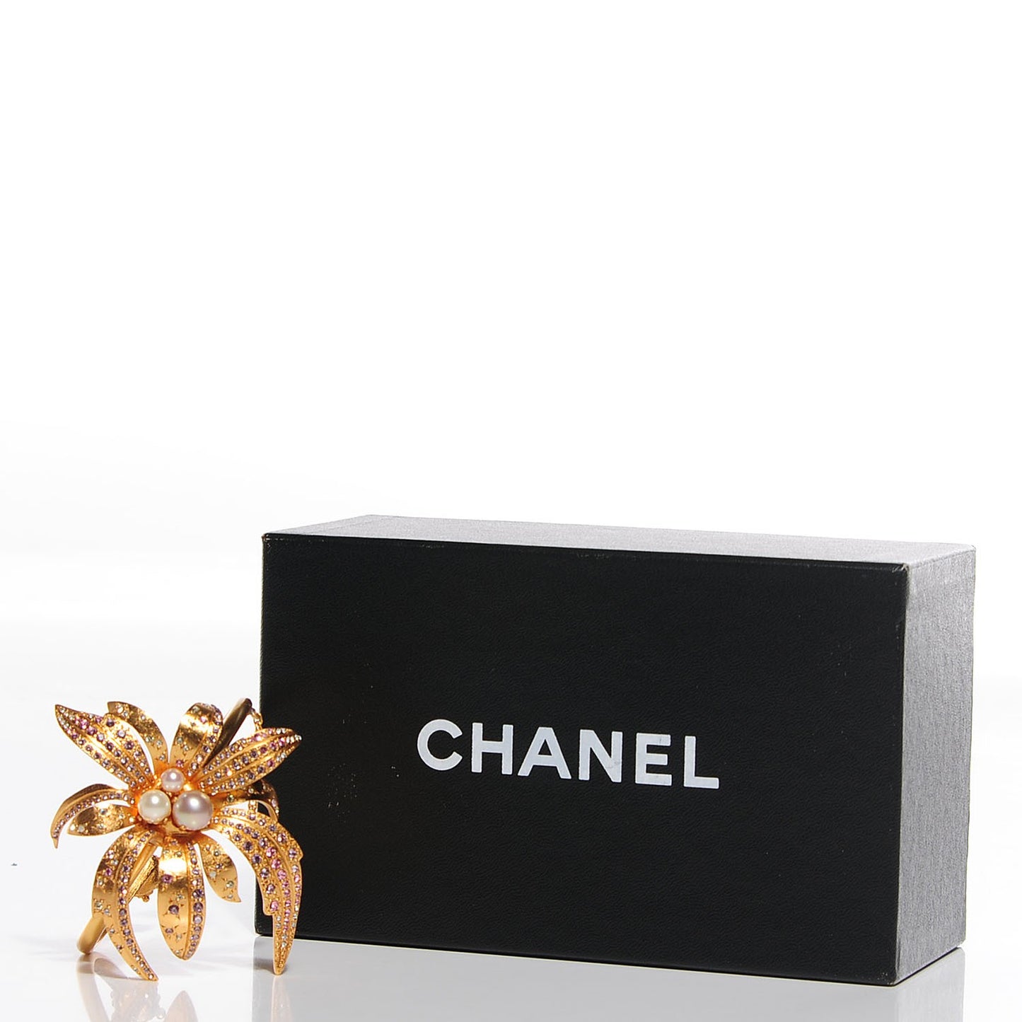 Pearl Crystal Flower Cuff Gold