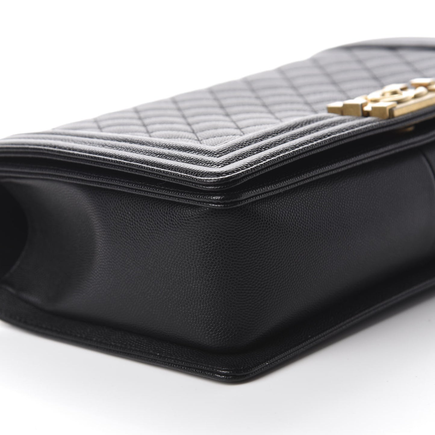 Caviar Quilted New Medium Boy Flap Black