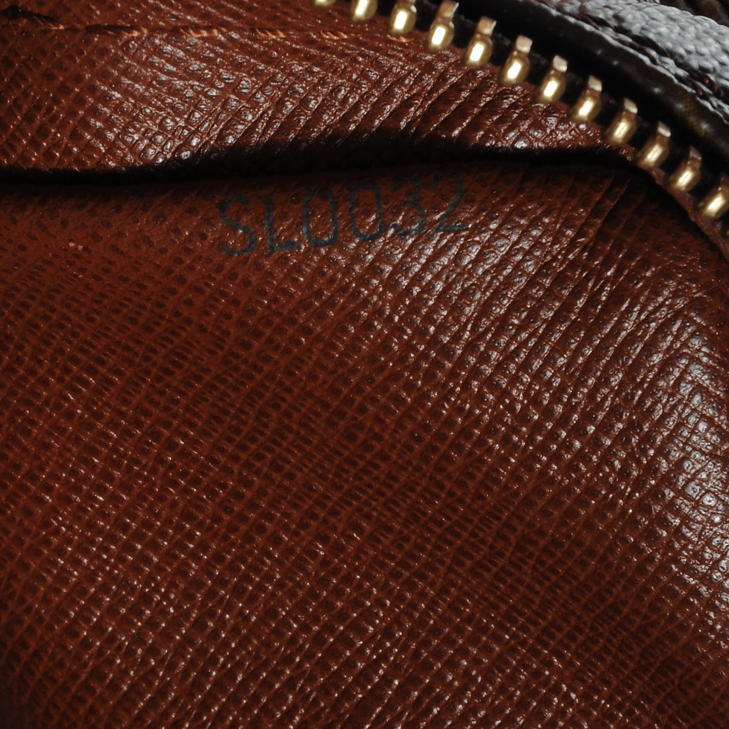 Louis Vuitton Monogram Pochette Marly Bandouliere 7 of 7