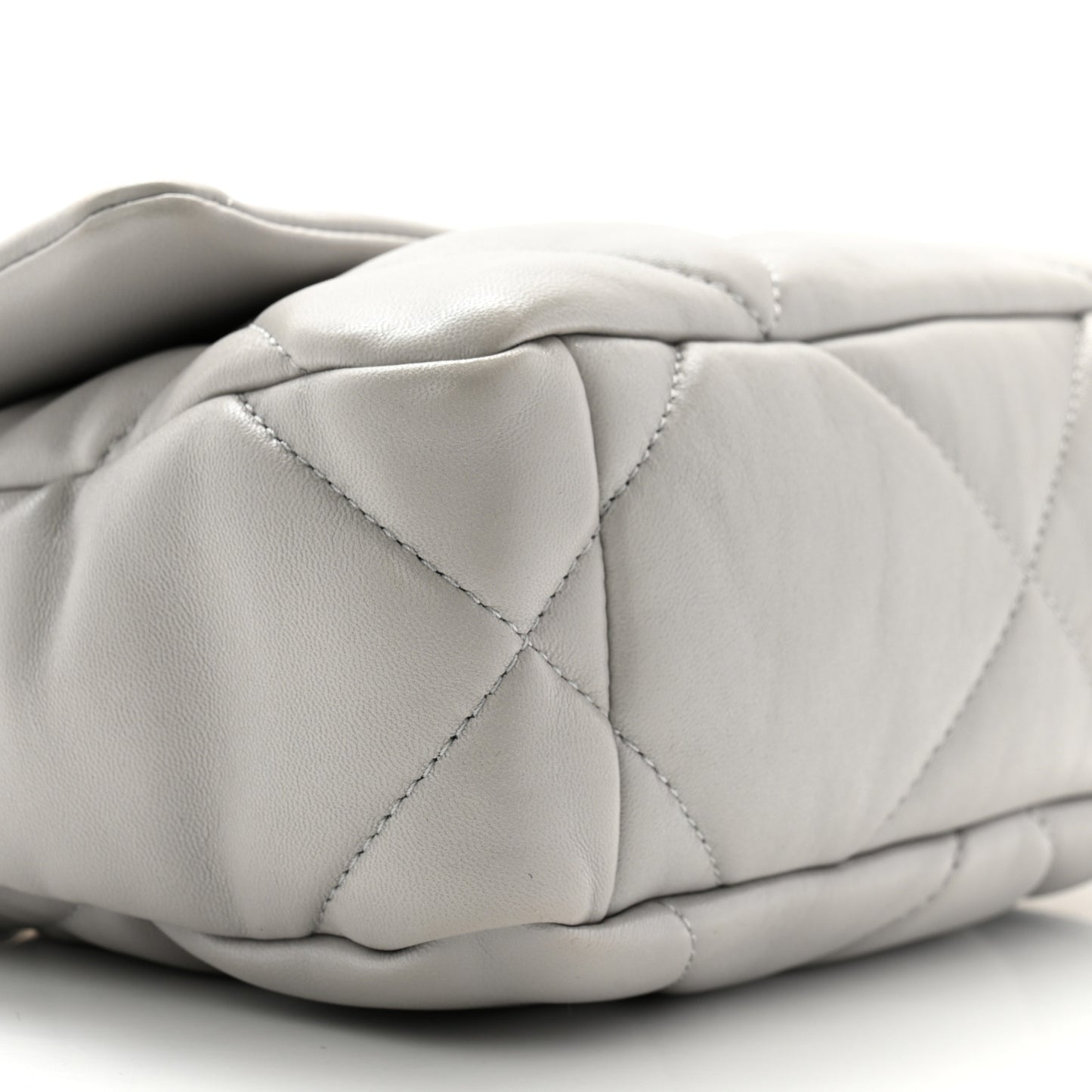 Lambskin Quilted Medium Chanel 19 Flap Grey
