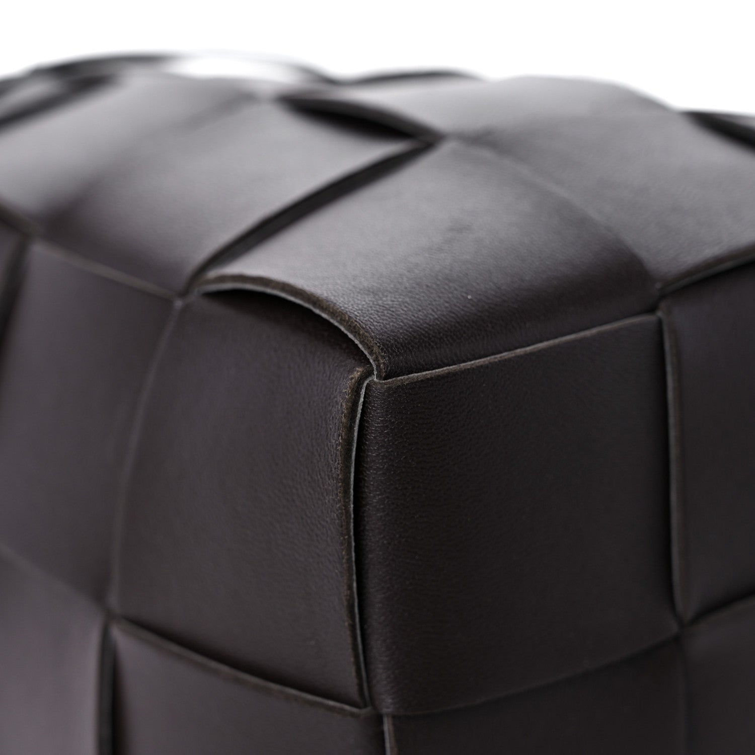 Bottega Veneta Nappa Maxi Intrecciato Cassette Bucket Bag Fondant 7 of 14