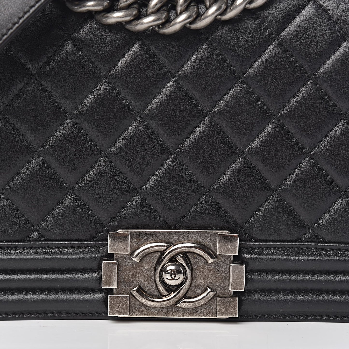 Lambskin Quilted Medium Boy Flap Black