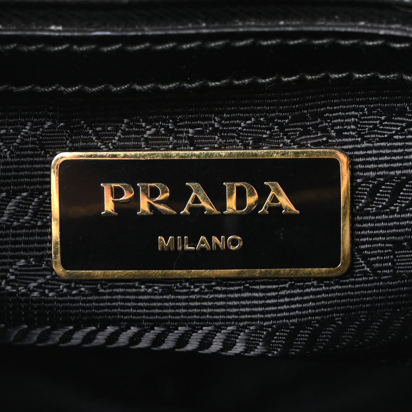 Saffiano Vernice Small Galleria Double Zip Tote Black
