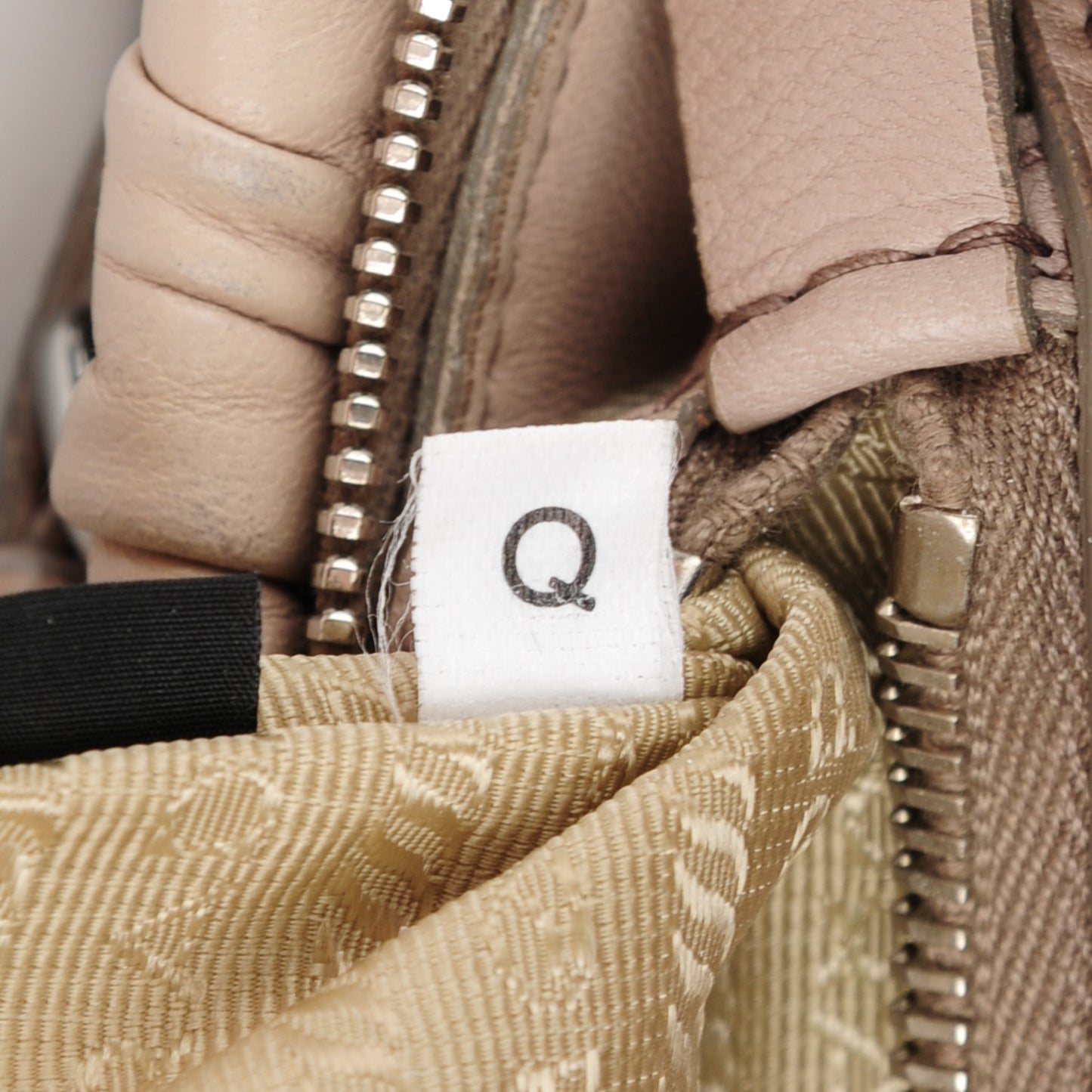 Nappa Gaufre Shopping Satchel Pomice