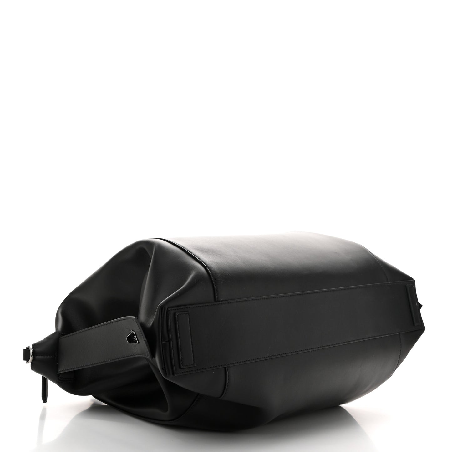 Smooth Calfskin Large Soft Antigona Black