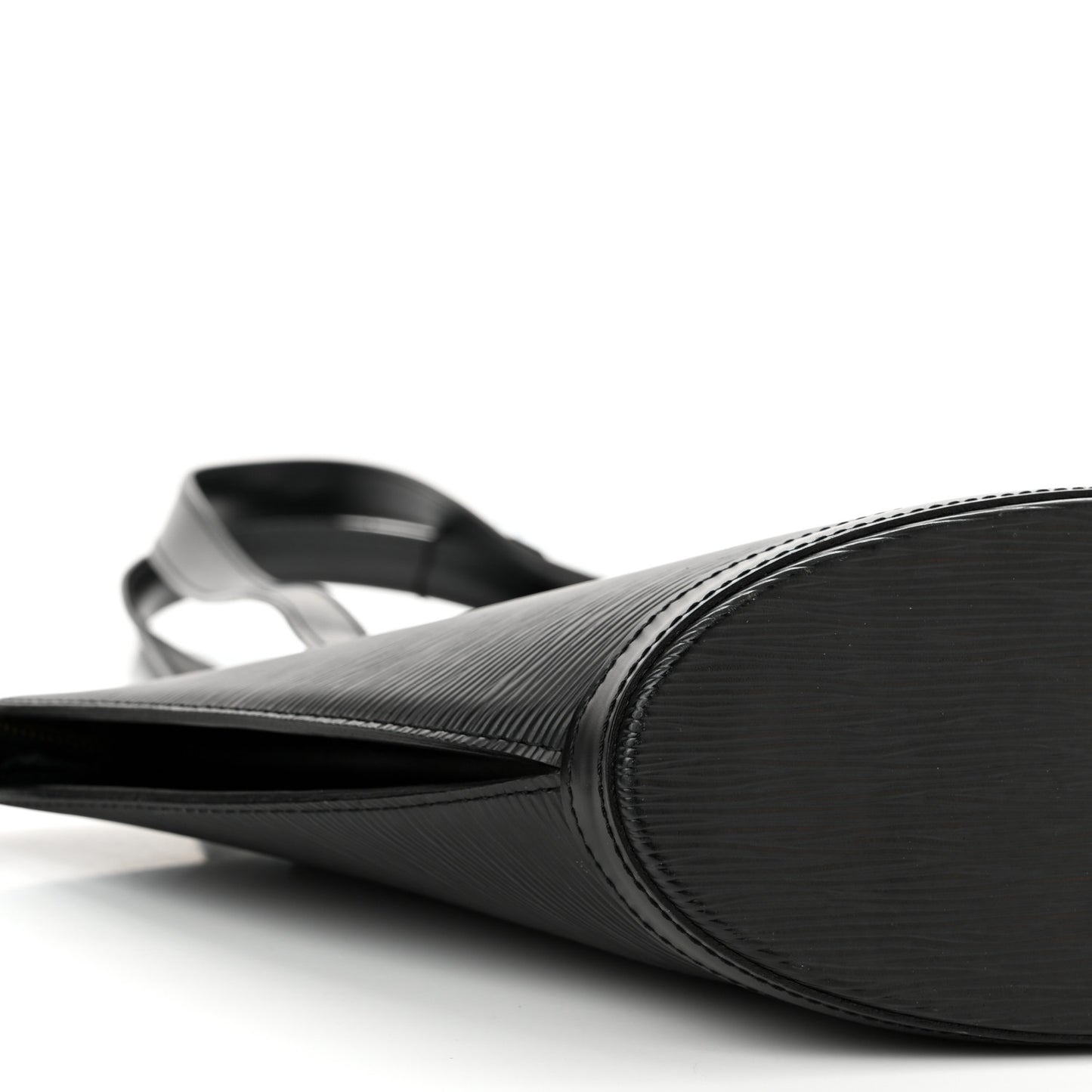 Epi Saint Jacques PM Long Straps Black