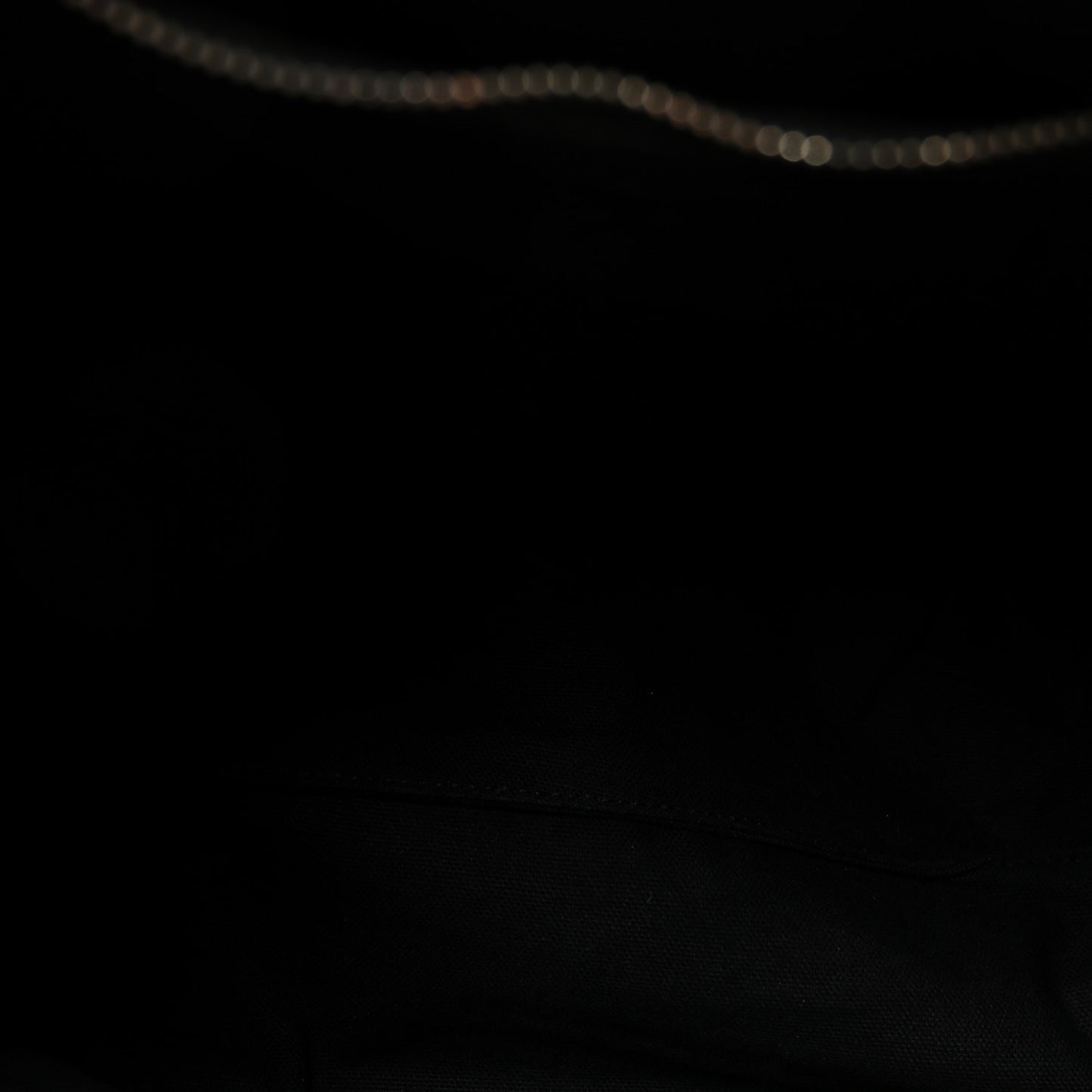 Sugar Goatskin Medium Antigona Black