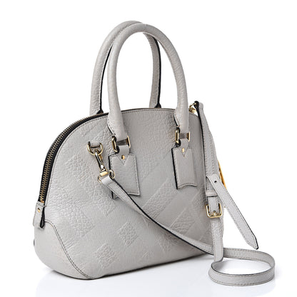 Burberry Heritage Grain Check Embossed Small Orchard Bowling Bag Pale Grey 2 of 18