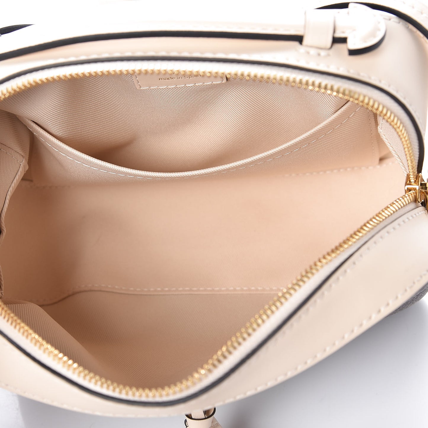 Monogram Saintonge Creme