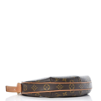 Louis Vuitton Monogram Croissant PM 4 of 8