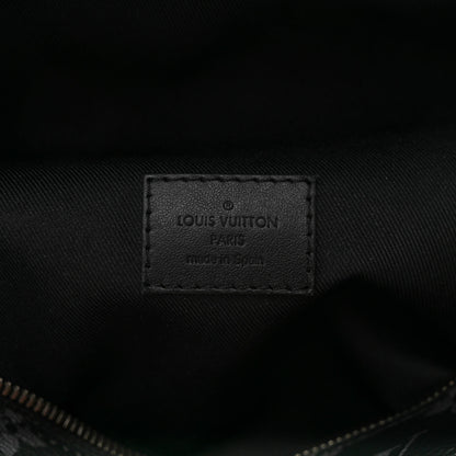 Louis Vuitton Monogram Eclipse Discovery Bumbag 6 of 9