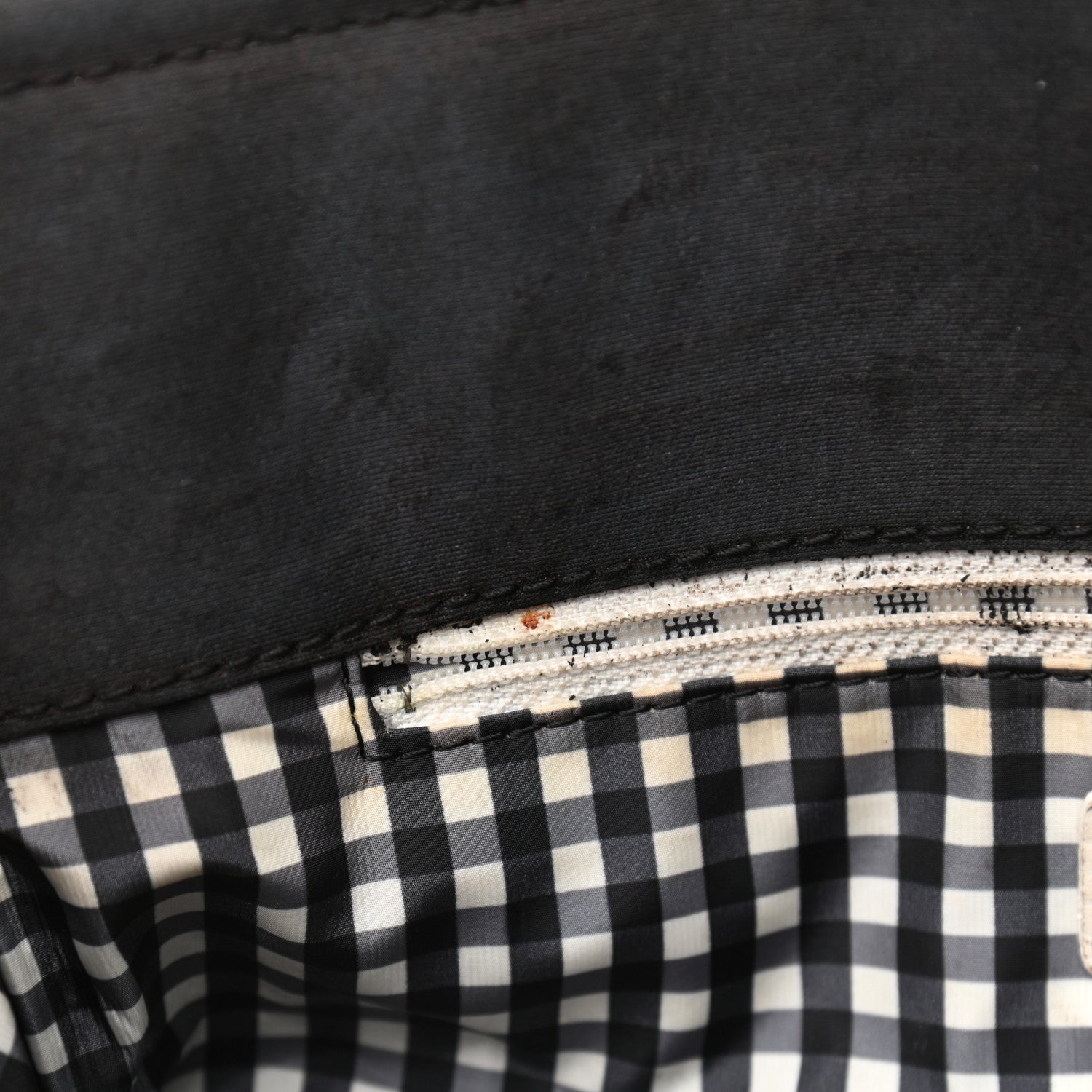 Chanel Canvas Lipstick Ligne Tote Black 13 of 17