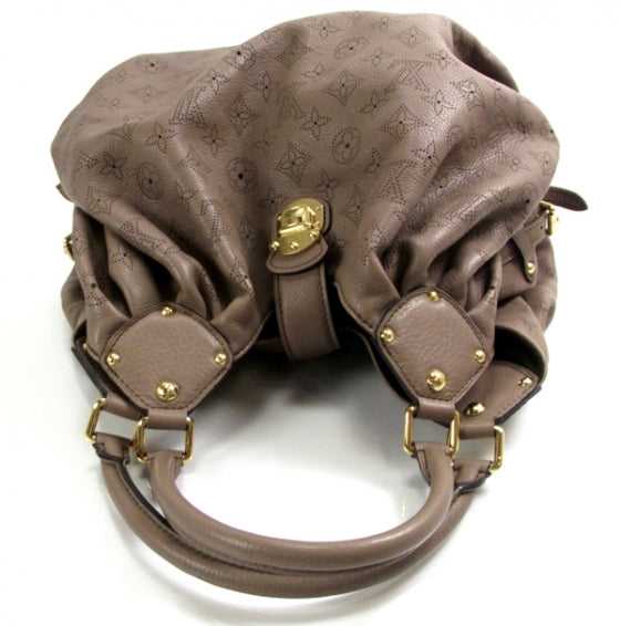 Louis Vuitton Mahina L Poudre 5 of 9