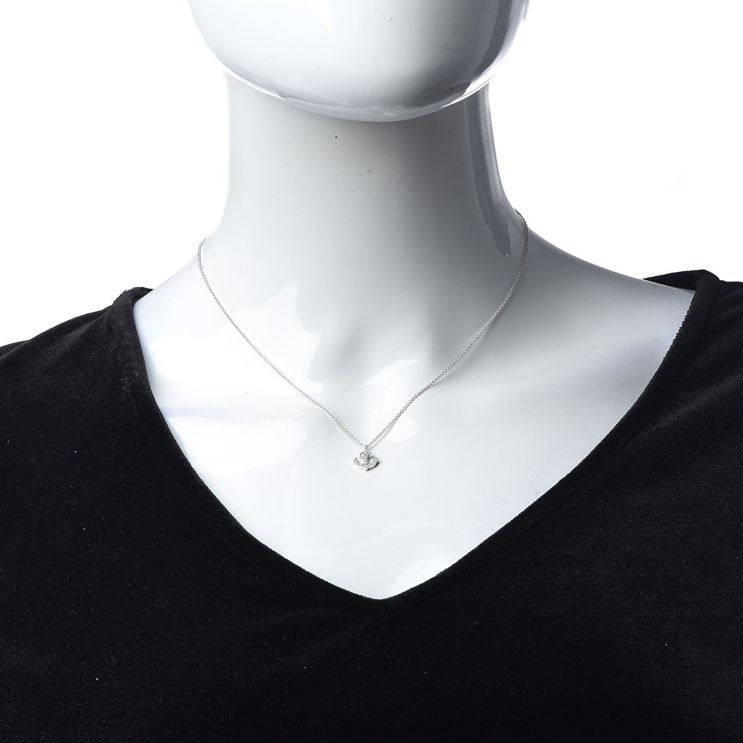 18K White Gold Diamond Mini Metro Anchor Pendant Necklace