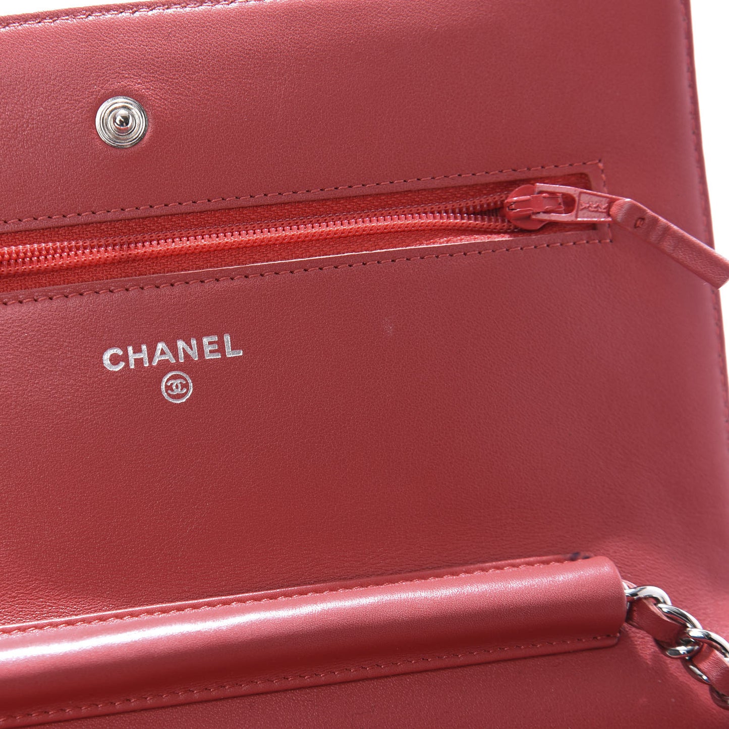 Patent Quilted Wallet On Chain WOC Coral