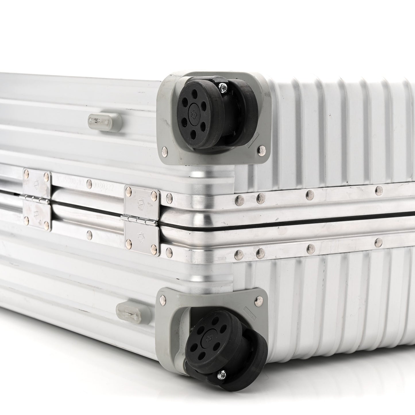 Aluminum Classic Cabin Silver