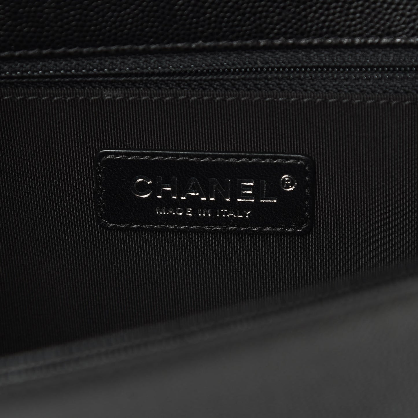 Caviar Quilted New Medium Boy Flap Black