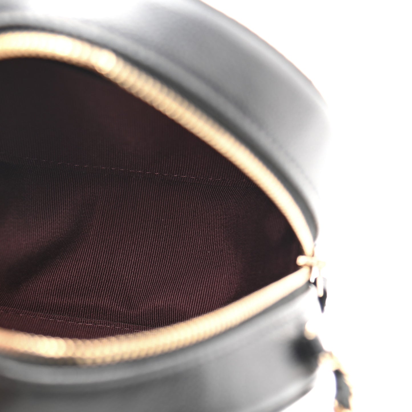 Caviar Quilted Round Clutch With Chain Black
