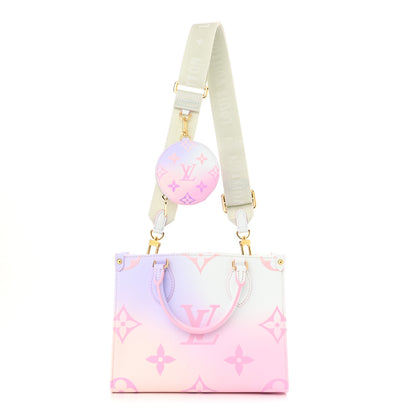 Louis Vuitton Monogram Giant Spring In The City Onthego PM Sunrise Pastel 1 of 9
