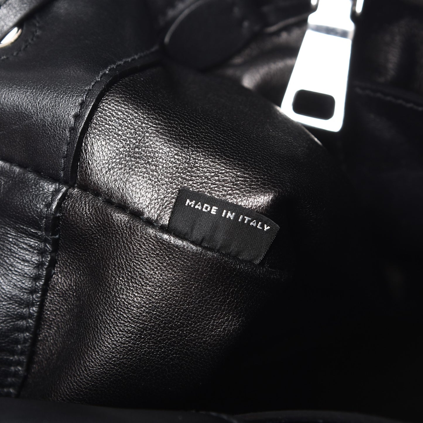 Soft Calf Bucket Bag Nero Black