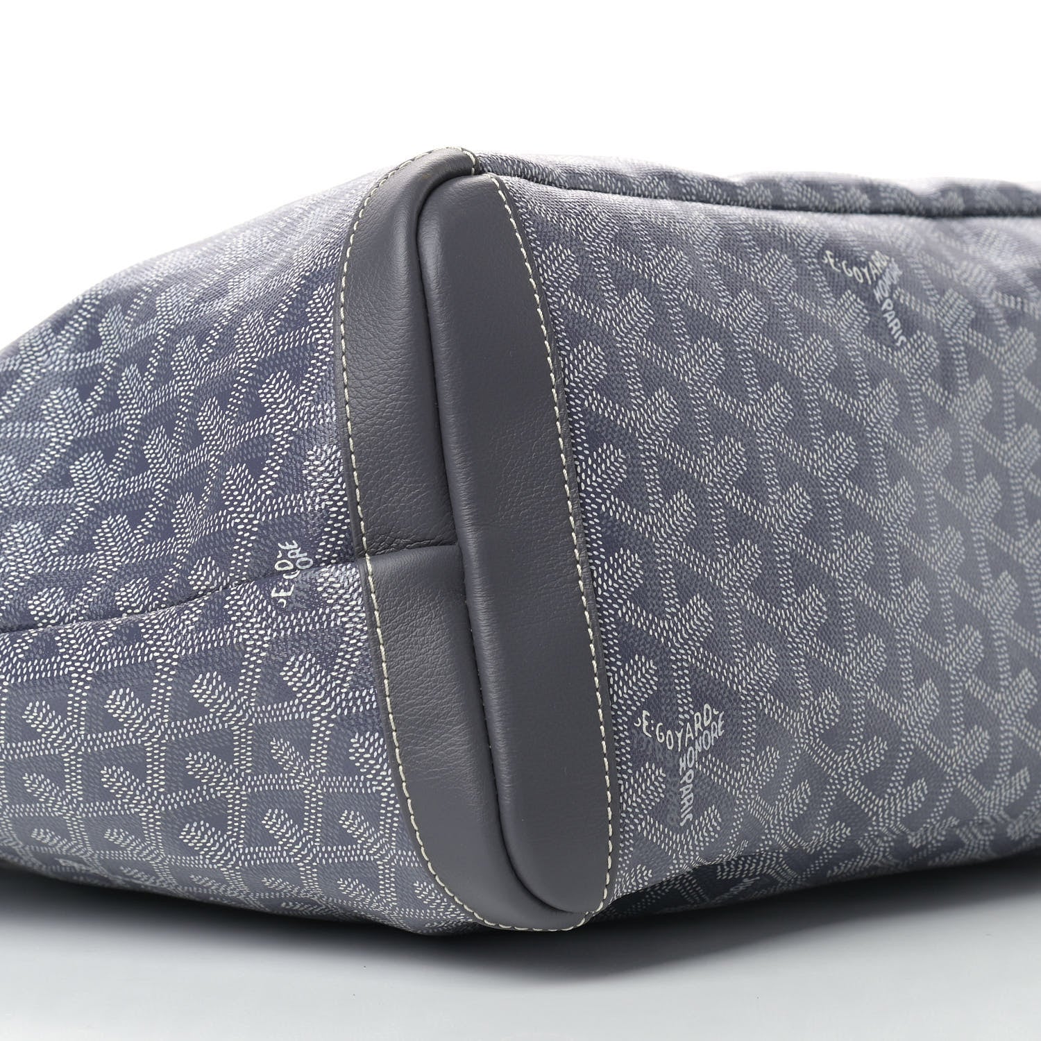 Goyard Goyardine Artois MM Grey 8 of 9