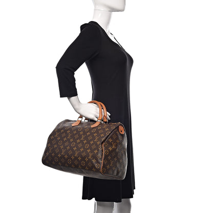 Louis Vuitton Monogram Speedy 35 2 of 12