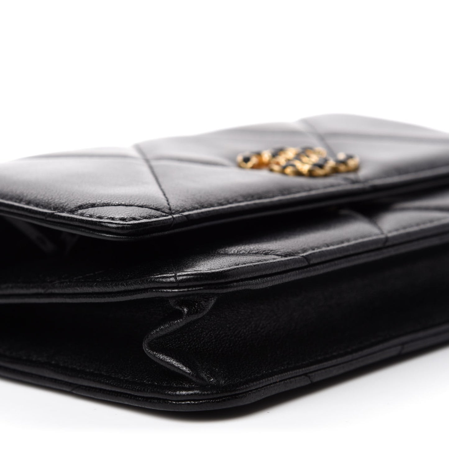 Goatskin Quilted 19 Wallet On Chain WOC Black
