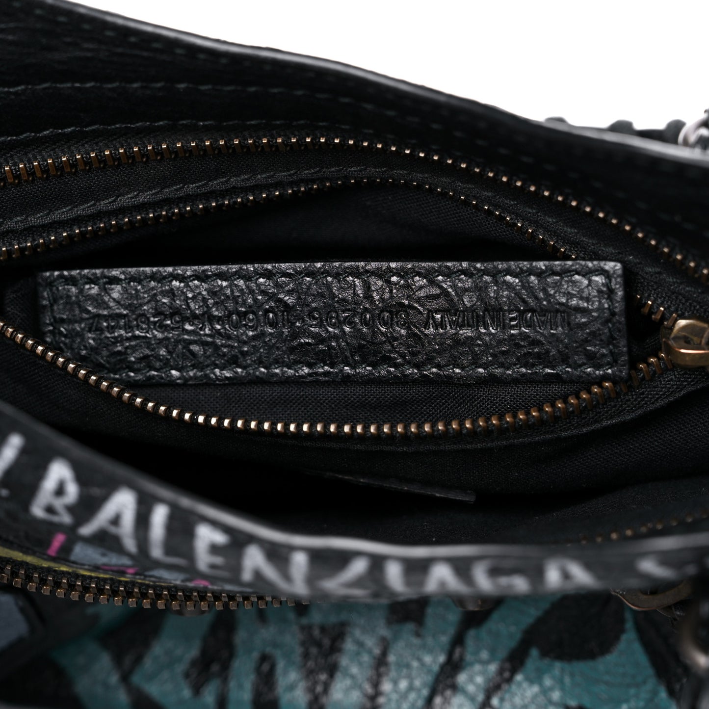 Agneau Arena Graffiti All Over Classic Hardware Mini City Black Multicolor