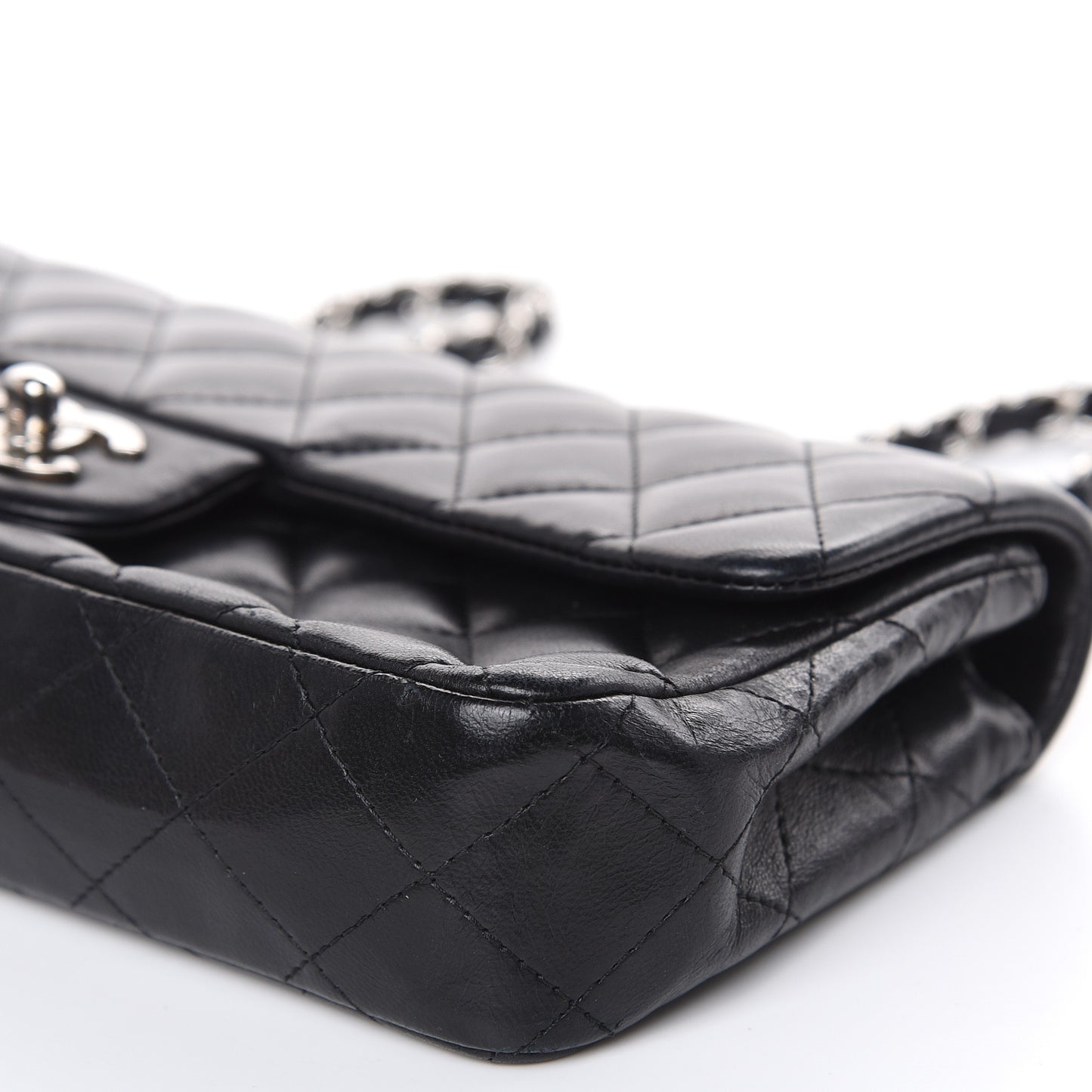 Lambskin Quilted East West Flap Black