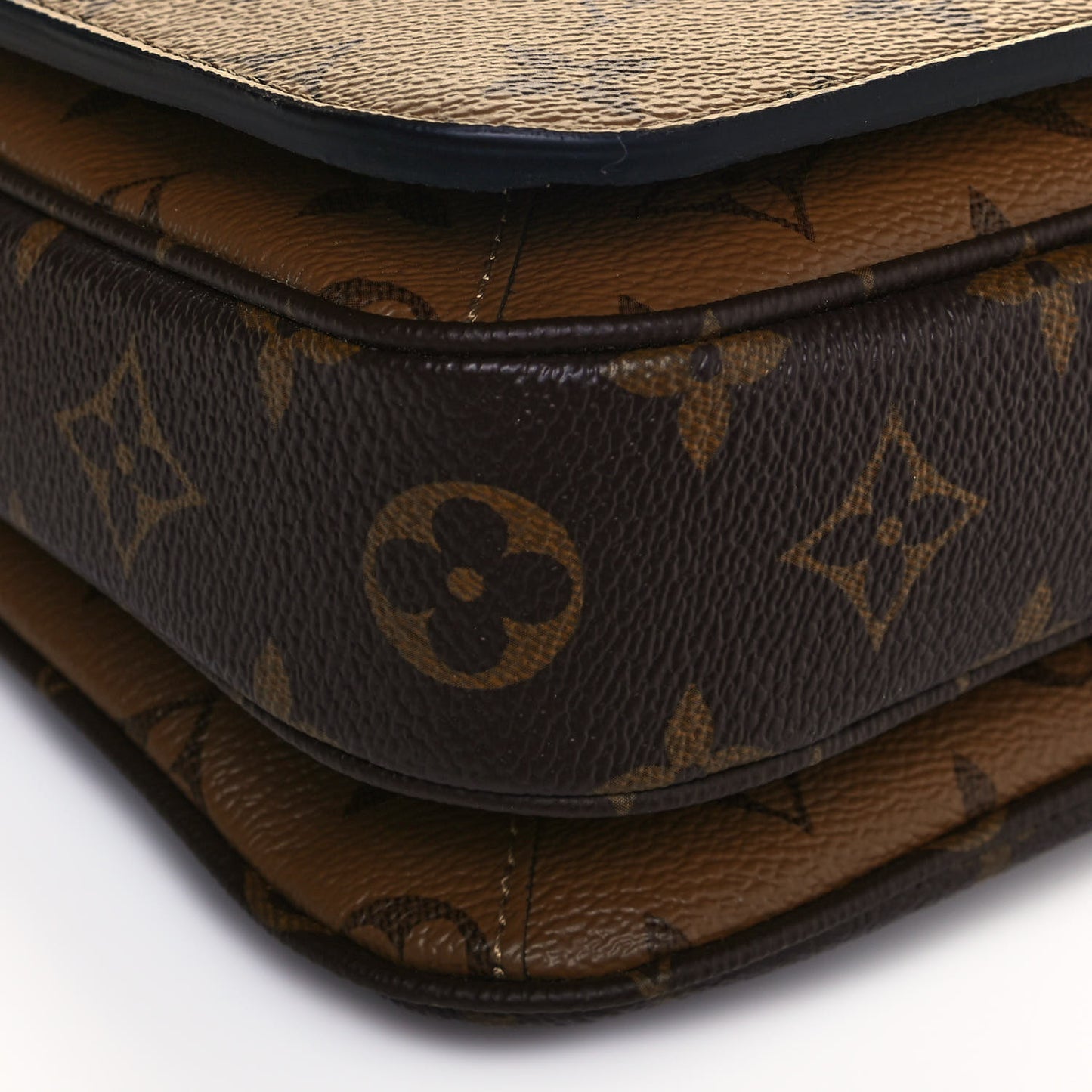 Reverse Monogram Pochette Metis