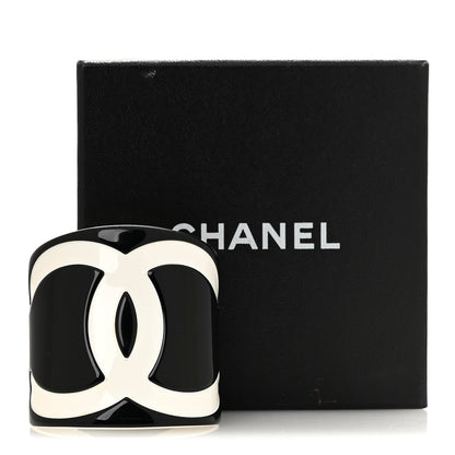 Chanel Resin CC Wide Cuff Black White 5 of 5