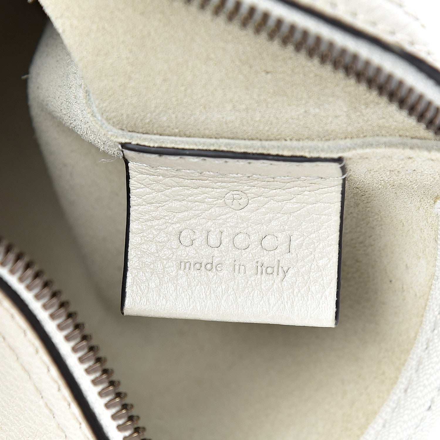 Gucci Pebbled Calfskin Medium Logo Portfolio Clutch White 5 of 6