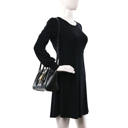 Givenchy Box Calfskin Lock Antigona Shoulder Bag Green Forest 2 of 8