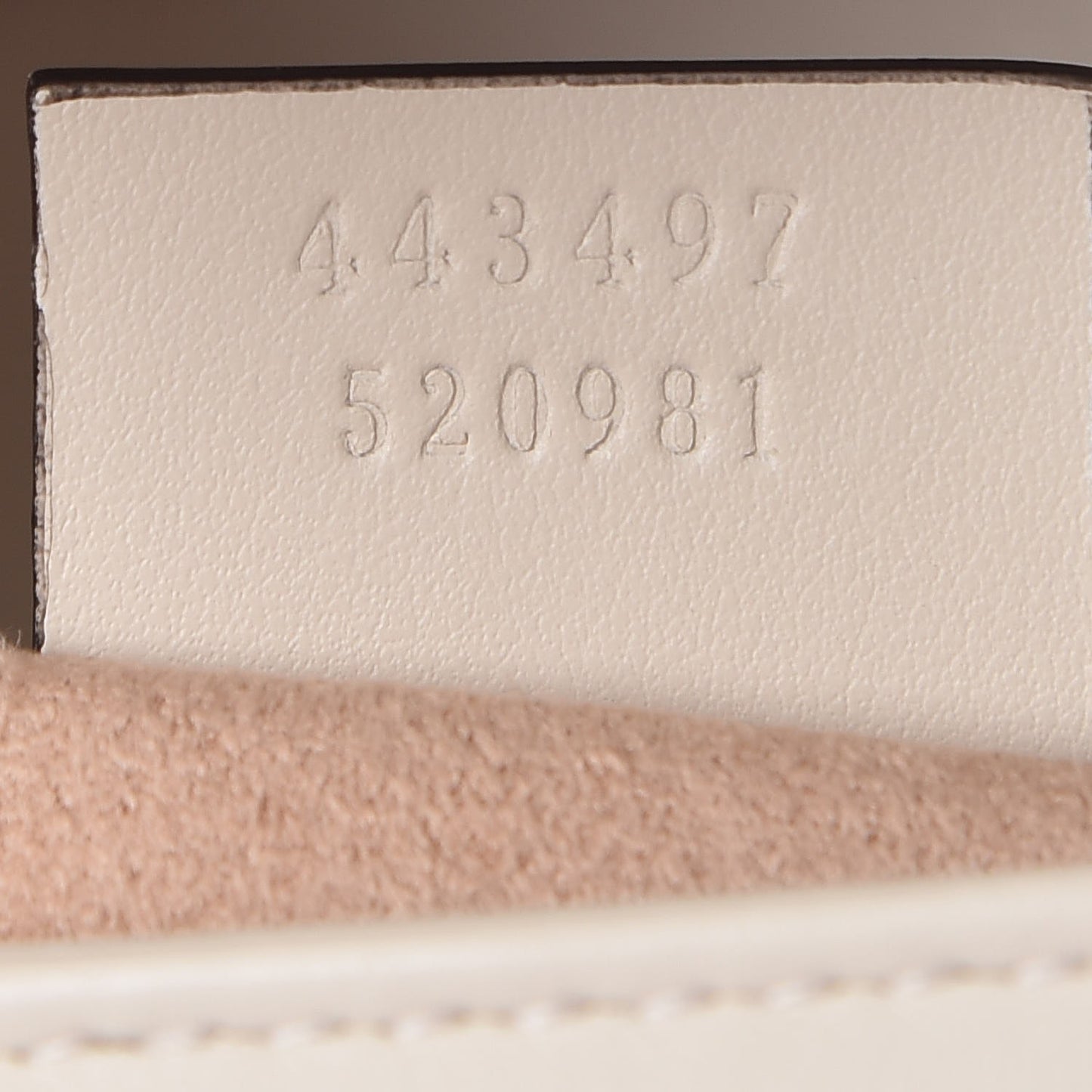 Calfskin Matelasse Small GG Marmont Shoulder Bag White