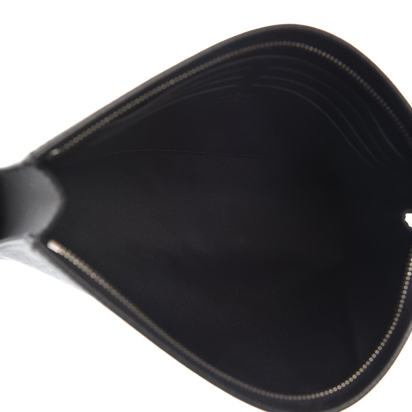 Taiga Pochette Voyage MM Black