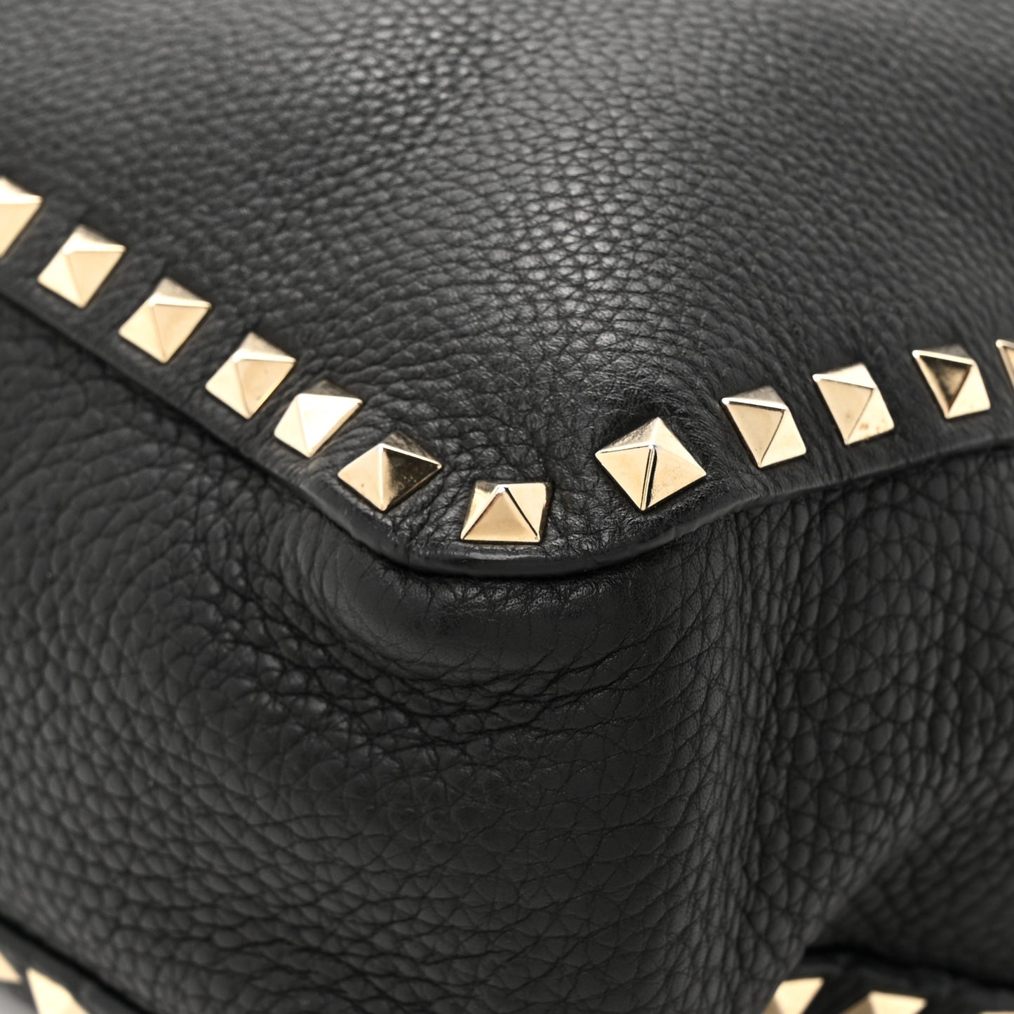 Pebbled Calfskin Small Rockstud Flip-Lock Messenger Bag Black