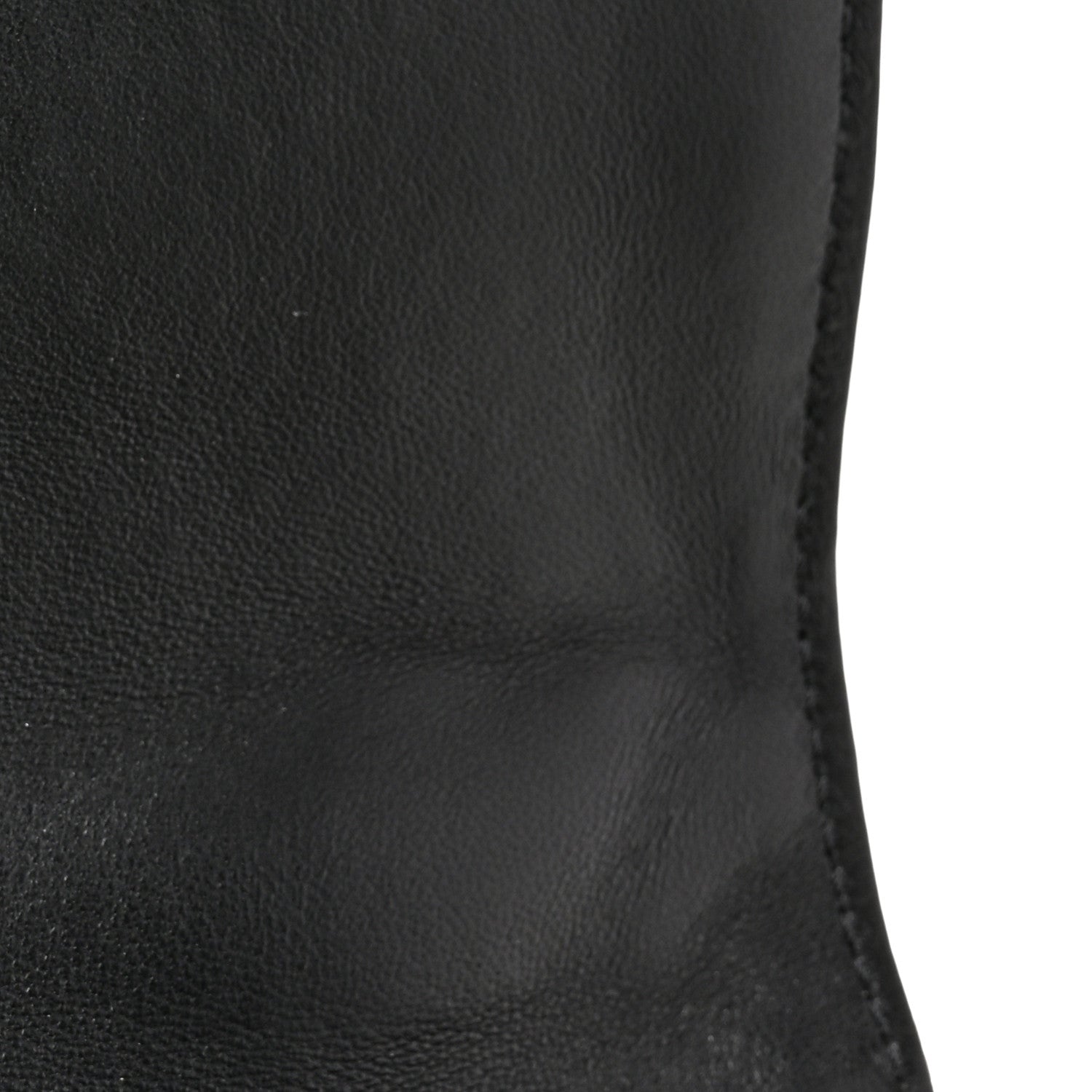 Valentino Garavani Grainy Calfskin Monochrome Bag Black 10 of 11