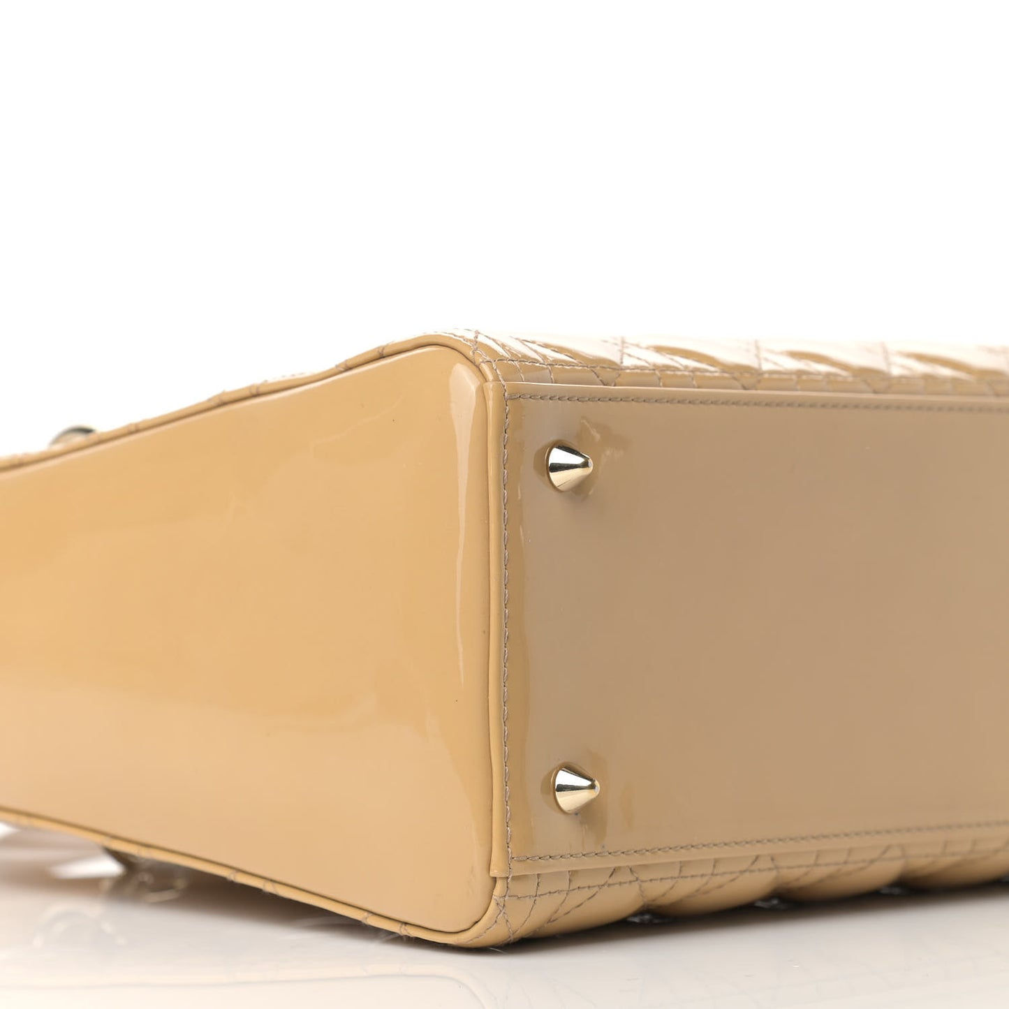 Patent Cannage Medium Lady Dior Beige