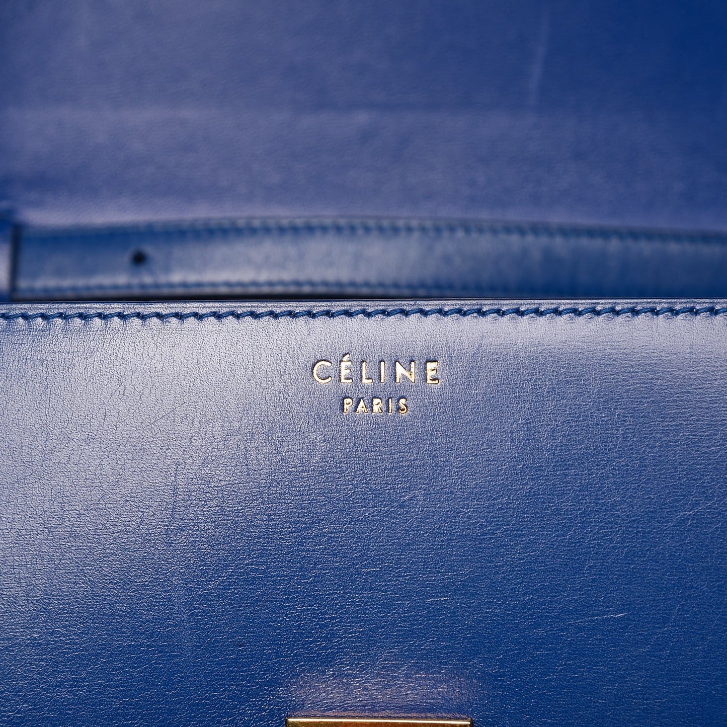 Box Calfskin Medium Classic Box Flap Bag Indigo