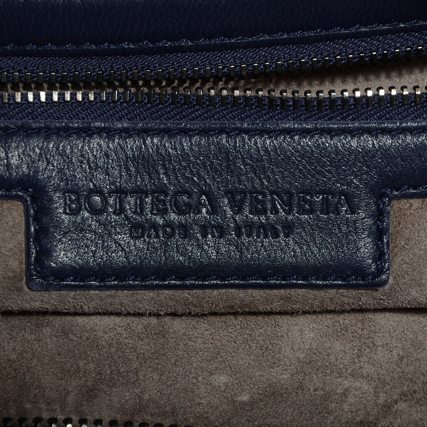 Nappa Intrecciato Large Veneta Plisse Hobo Ink