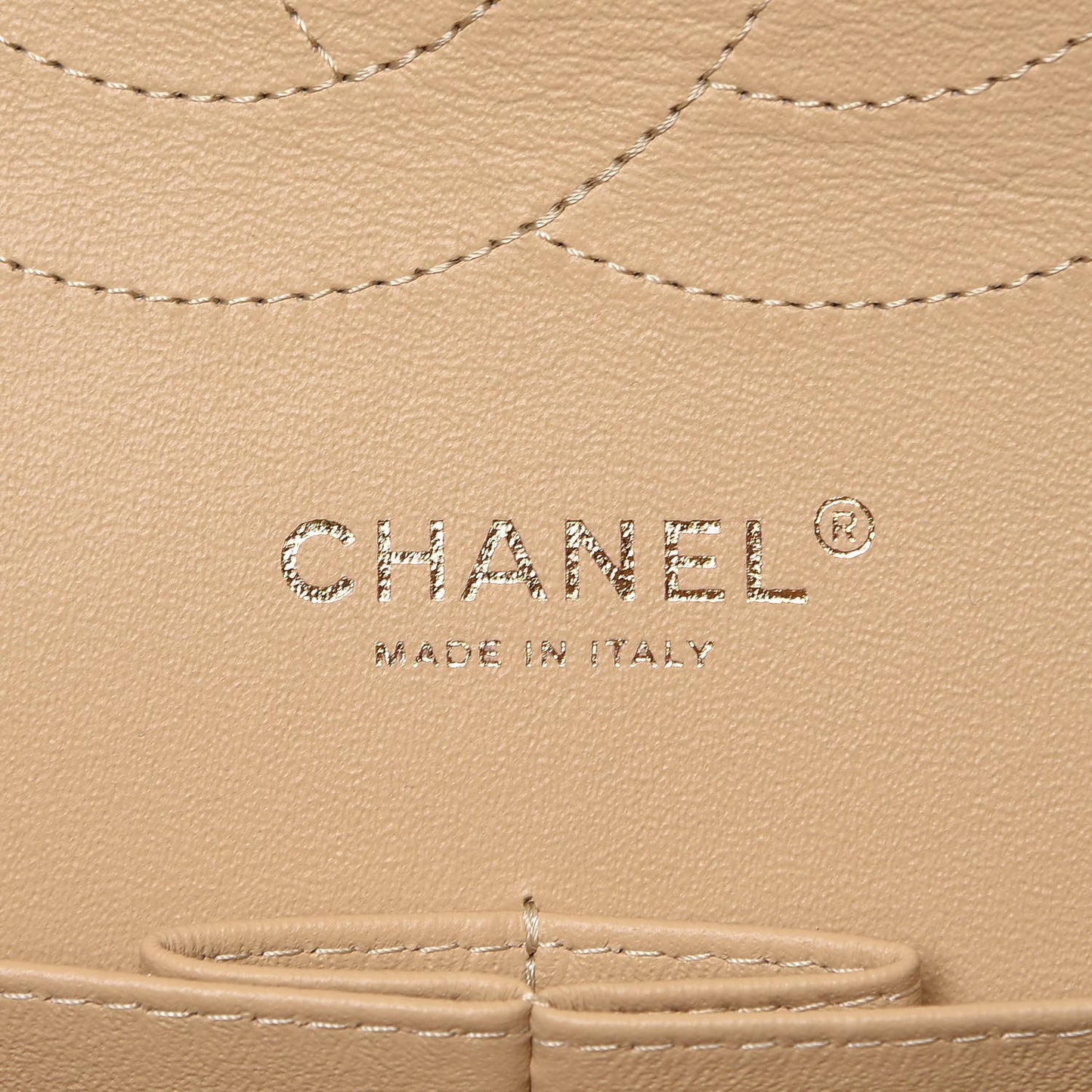 Caviar Quilted Jumbo Double Flap Beige Clair