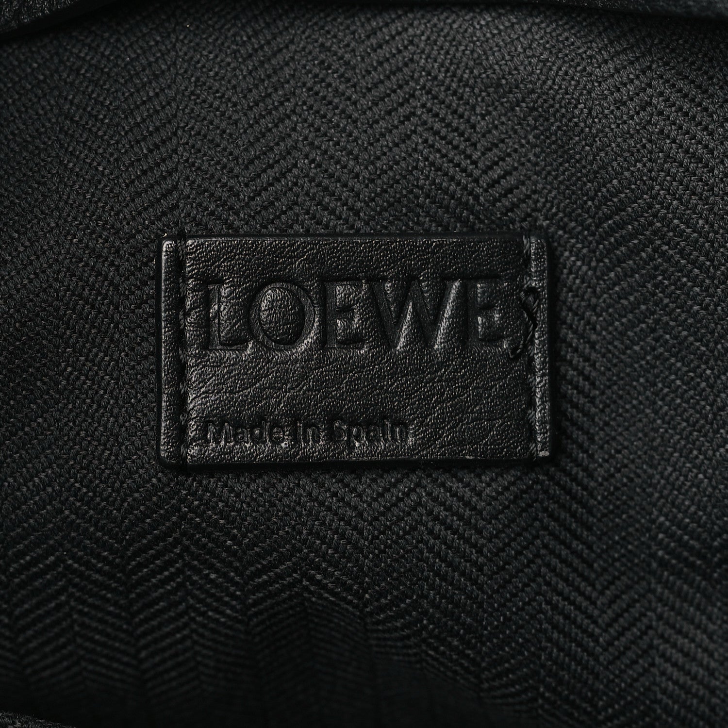 Loewe Soft Grained Calfskin Medium T Messenger Bag Black 6 of 9