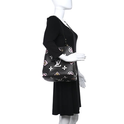 Louis Vuitton Monogram Giant Wild At Heart Neonoe MM Black 2 of 10