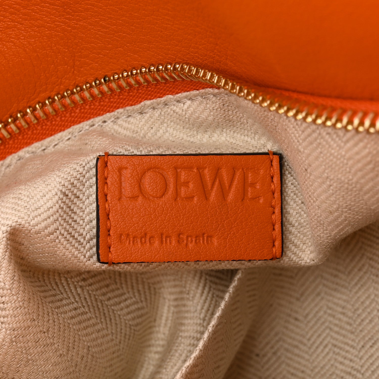Loewe Calfskin Small Puzzle Bag Coral 6 of 12