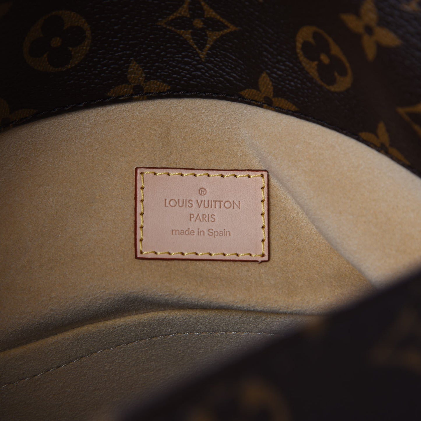 Monogram Artsy MM