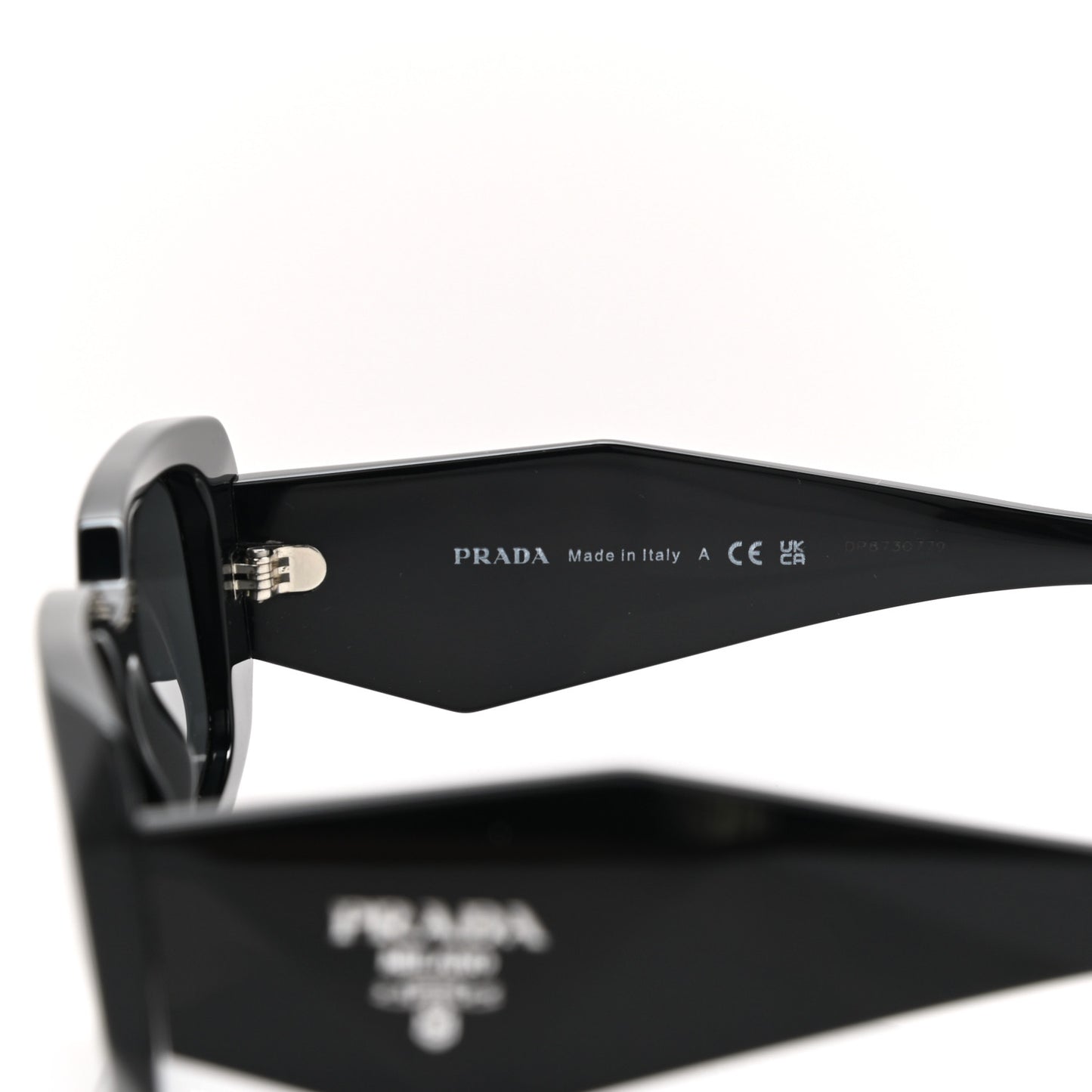 Acetate Symbole Sunglasses SPR 17W Black