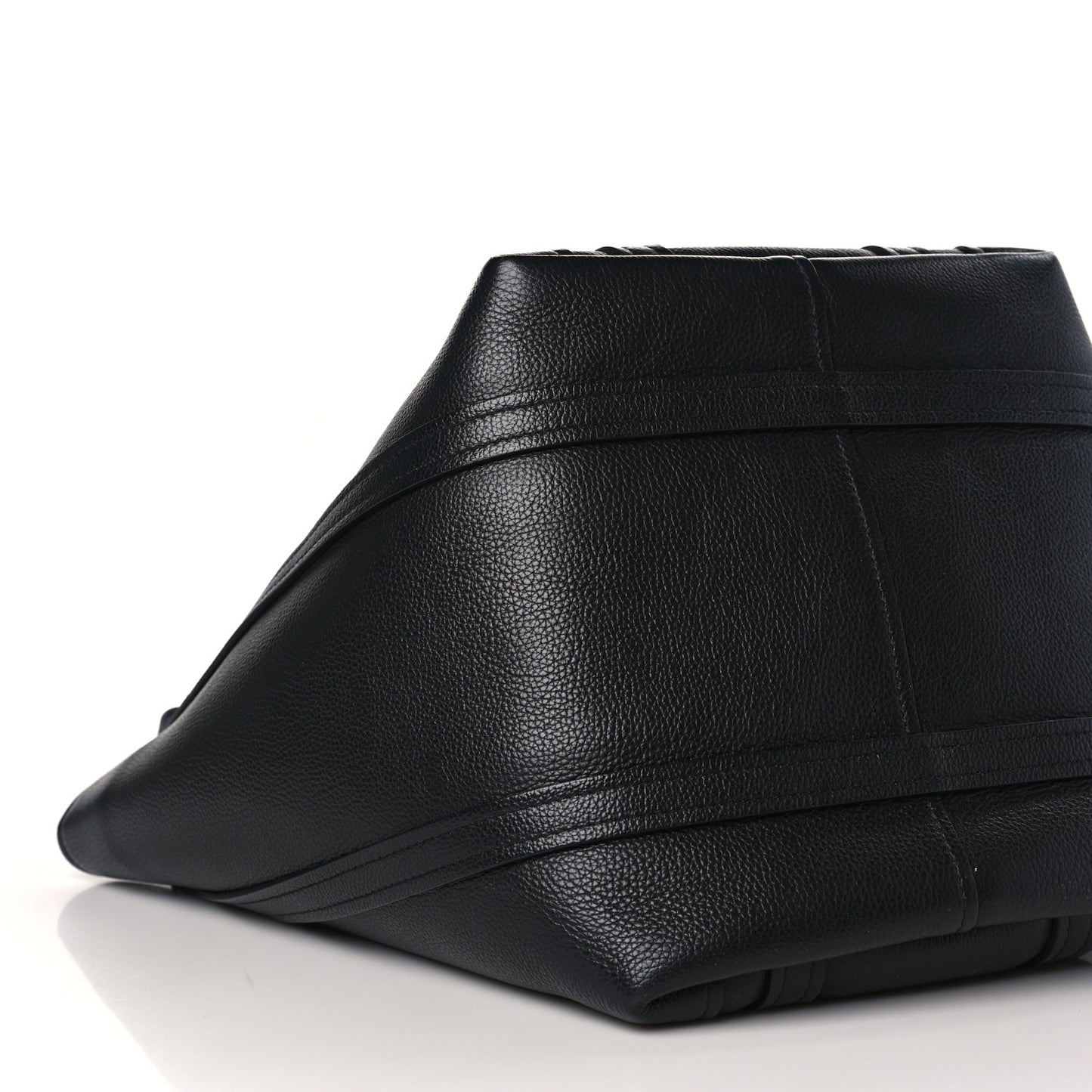 Grained Calfskin XL Everyday North South Shoulder Tote Bag Black