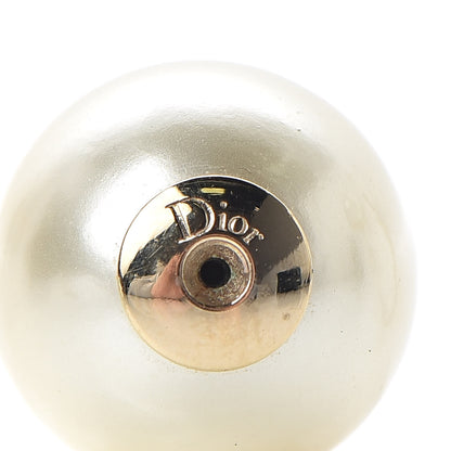 Christian Dior Pearl Ultradior Earrings Cream 5 of 5